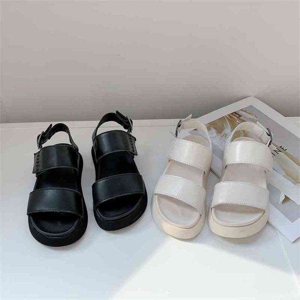 2021 summer new children's leather korean version simple wide one line sandals girls' beach shoes, Black;red
2021 summer new children's leather korean version simple wide one line sandals girls' beach shoes, Black;red
