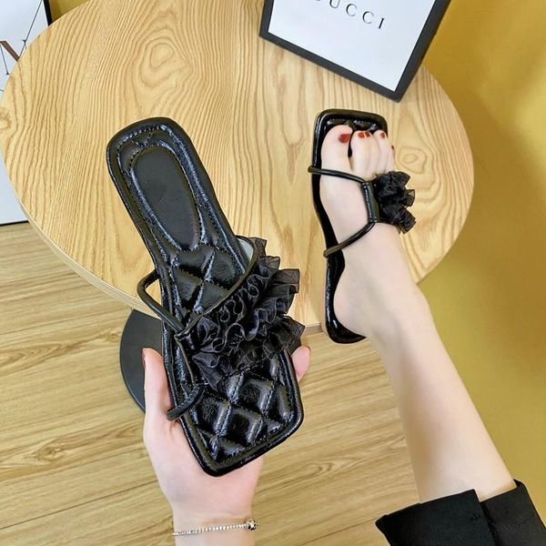 casual summer women's slippers fashion simple lace vamp personalized design sweet all-match, Black
casual summer women's slippers fashion simple lace vamp personalized design sweet all-match, Black