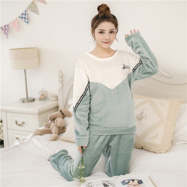 winter warm casual nightdress sleepwear pijama mujer flannel full-sleeve pajamas set ladies homewear pyjamas women clothes, Black;red
winter warm casual nightdress sleepwear pijama mujer flannel full-sleeve pajamas set ladies homewear pyjamas women clothes, Black;red
