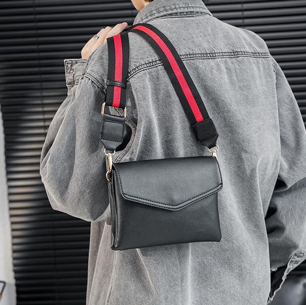 wholesale men handbag simple personalized printed envelope bag street trend two-piece plaid shoulder bags multifunctional striped business m
wholesale men handbag simple personalized printed envelope bag street trend two-piece plaid shoulder bags multifunctional striped business m