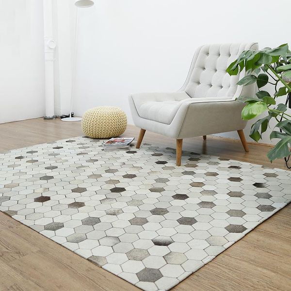 carpets genuine cowhide patchwork rug for living room bedroom extra large 200*300cm handmade 100% natural carpet
carpets genuine cowhide patchwork rug for living room bedroom extra large 200*300cm handmade 100% natural carpet