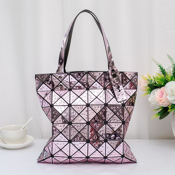 handbag bag 2021 laser lingge fan folding portable shoulder guangzhou women's 
handbag bag 2021 laser lingge fan folding portable shoulder guangzhou women's