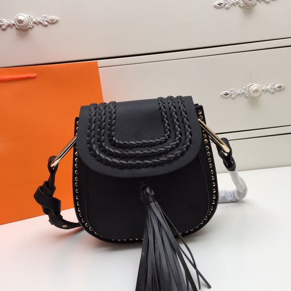 luxury women bags 2021 designer brand saddle bag leather ladies crossbody bag fashion circular shoulder bag vintage handbag
luxury women bags 2021 designer brand saddle bag leather ladies crossbody bag fashion circular shoulder bag vintage handbag