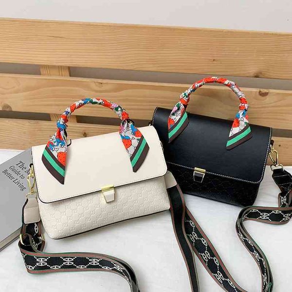 luxury designer crossbody shoulder backpack handbags tote bag bags handbags wallet purse store elegant female ribbon tote fashion high-quali
luxury designer crossbody shoulder backpack handbags tote bag bags handbags wallet purse store elegant female ribbon tote fashion high-quali