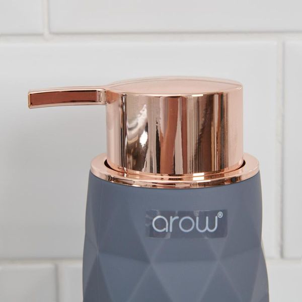 bath accessory set soft textured lux liquid soap dispenser, geometric pattern design, acrylic material, easy press-pump, non-slip and washab
bath accessory set soft textured lux liquid soap dispenser, geometric pattern design, acrylic material, easy press-pump, non-slip and washab