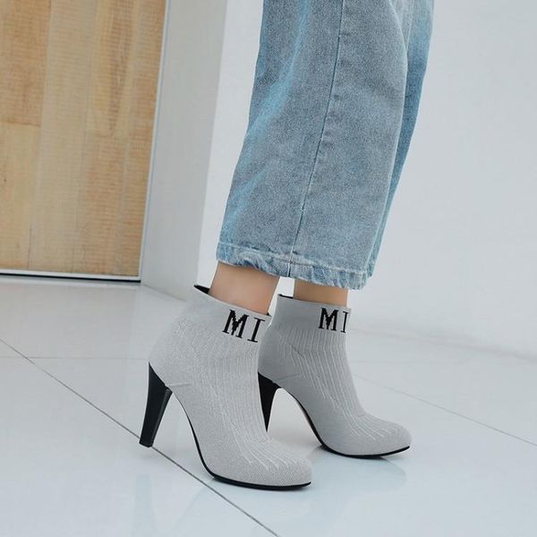 boots big size 9 10 11-17 women shoes ankle for ladies woman winter knit letter sleeve thin heel, Black
boots big size 9 10 11-17 women shoes ankle for ladies woman winter knit letter sleeve thin heel, Black