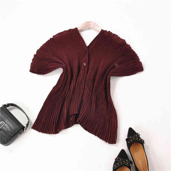 dresses miyake folds short sleeve v-neck solid soft double layer fabric irregular coat, White
dresses miyake folds short sleeve v-neck solid soft double layer fabric irregular coat, White