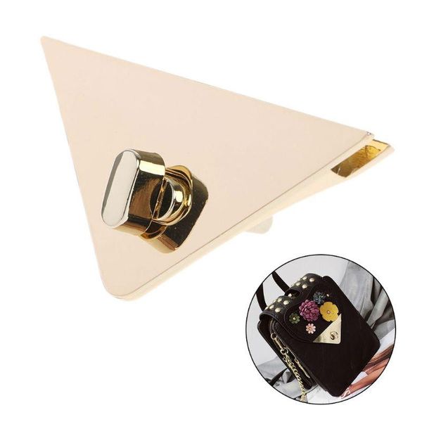 triangle shape clasp turn lock twist locks for handbag shoulder crossbody bag purse drop ship storage bags
triangle shape clasp turn lock twist locks for handbag shoulder crossbody bag purse drop ship storage bags