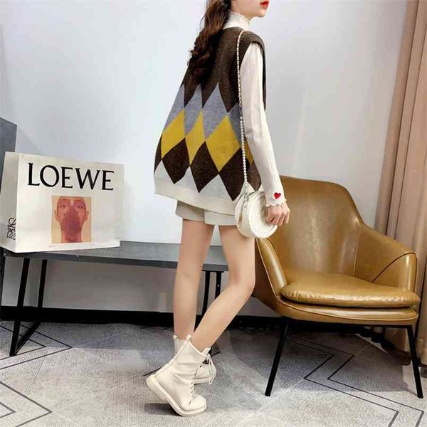 knitted cardigans sweater autumn winter v-neck casual s women shirt sleeveless short slim girls 210427, White;black
knitted cardigans sweater autumn winter v-neck casual s women shirt sleeveless short slim girls 210427, White;black