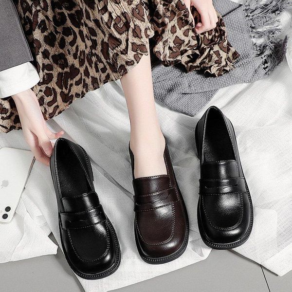 dress shoes solid patent leather woman oxford for women slip on platform round toe casual plus size, Black
dress shoes solid patent leather woman oxford for women slip on platform round toe casual plus size, Black
