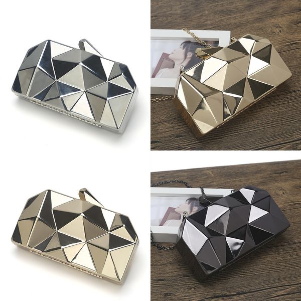 korean version 2021 new women's bag diamond iron box irregular geometry handgrip metal dinner bag, Black;red
korean version 2021 new women's bag diamond iron box irregular geometry handgrip metal dinner bag, Black;red
