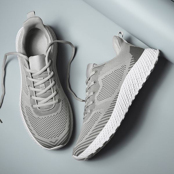 spring and fall flat authentic runners shoes outdoor breathable fashion lawn trainers sports sneakers ale
spring and fall flat authentic runners shoes outdoor breathable fashion lawn trainers sports sneakers ale