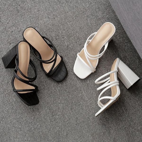 shoes slippers heels slides square heel big size high block scandals fabric pu rubber rome super hoof, Black
shoes slippers heels slides square heel big size high block scandals fabric pu rubber rome super hoof, Black