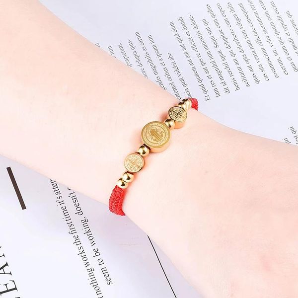 charm bracelets religion san benito medal bracelet men women stainless steel saint benidict with rope chain pulseiras for couple gift, Golden;silver
charm bracelets religion san benito medal bracelet men women stainless steel saint benidict with rope chain pulseiras for couple gift, Golden;silver