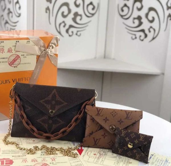 totes iconic brand bag designer handles luxury body female m67600 handbags new kirigami shoulder bags three-piece cross hand bag bag clu
totes iconic brand bag designer handles luxury body female m67600 handbags new kirigami shoulder bags three-piece cross hand bag bag clu