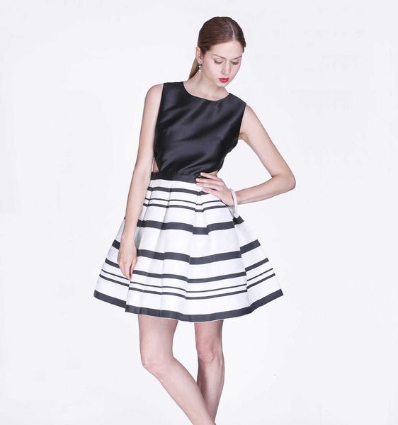 luxury evening dress 2021 summer black and white stitched striped sweet lady open waist puffy skirt, Black;gray
luxury evening dress 2021 summer black and white stitched striped sweet lady open waist puffy skirt, Black;gray