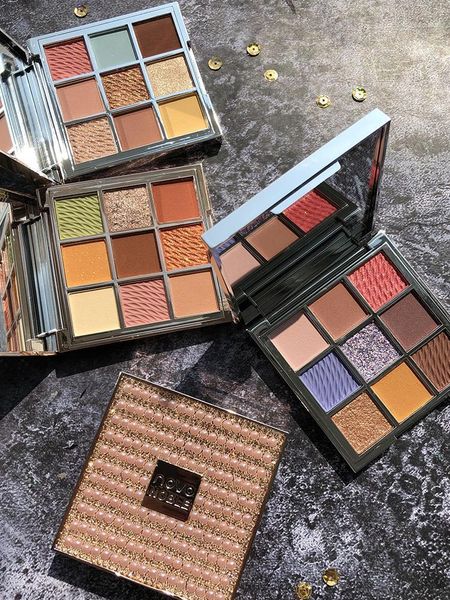 color eyeshadow pallete colorful waterproof makeup shimmer matte glitter palette pigmented metallic cosmetic1
color eyeshadow pallete colorful waterproof makeup shimmer matte glitter palette pigmented metallic cosmetic1