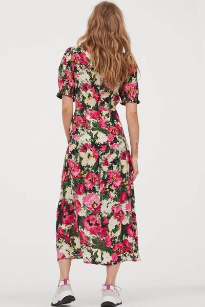 retro v neck red flower short sleeve split dress front slit hem french women puff mid long tea dresses vestidos, Black;gray
retro v neck red flower short sleeve split dress front slit hem french women puff mid long tea dresses vestidos, Black;gray