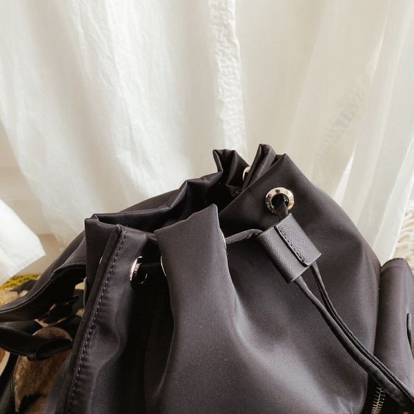 designer backpacks man women nylon handbag purse fashion school bag large capacity travel backpack bags
designer backpacks man women nylon handbag purse fashion school bag large capacity travel backpack bags