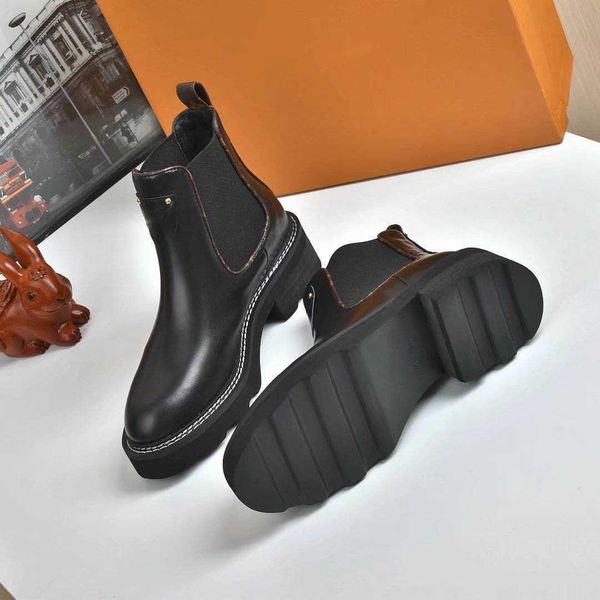 2022 designer beaubourg ankle boots women shoes fashion winter to keep warm boot ladies girls silk cowhide leather high womens flat sneakers, Black
2022 designer beaubourg ankle boots women shoes fashion winter to keep warm boot ladies girls silk cowhide leather high womens flat sneakers, Black