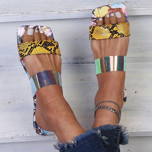 women's summer sandals 2021 glitter slippers bling female color flip flops crystal beach open toe flat shoes outdoor slipper, Black
women's summer sandals 2021 glitter slippers bling female color flip flops crystal beach open toe flat shoes outdoor slipper, Black