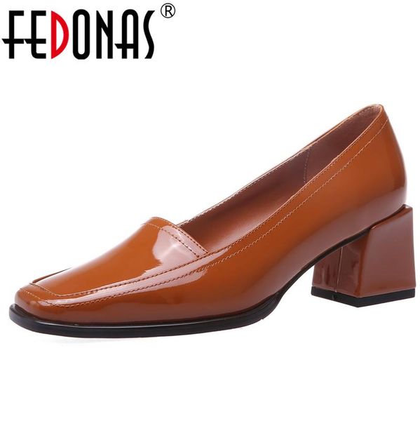dress shoes fedonas euro style concise retro women cow patent leather solid color square toe thick heel casual shallow woman, Black
dress shoes fedonas euro style concise retro women cow patent leather solid color square toe thick heel casual shallow woman, Black