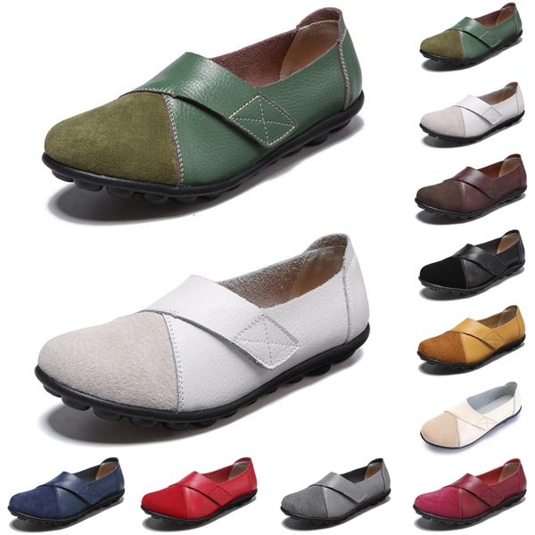 luxury men women casual shoes black white blue loafers suede leather stitching mens trainers sneakers size 35-44, White;red
luxury men women casual shoes black white blue loafers suede leather stitching mens trainers sneakers size 35-44, White;red