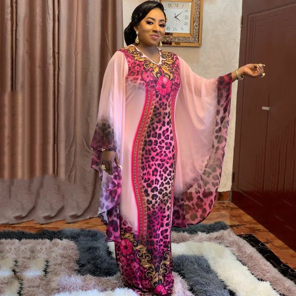 2021boubou africain femme 2021 african print dashiki clothes plus size women dress batwing sleeve ankara dresses girl party dress, Red
2021boubou africain femme 2021 african print dashiki clothes plus size women dress batwing sleeve ankara dresses girl party dress, Red