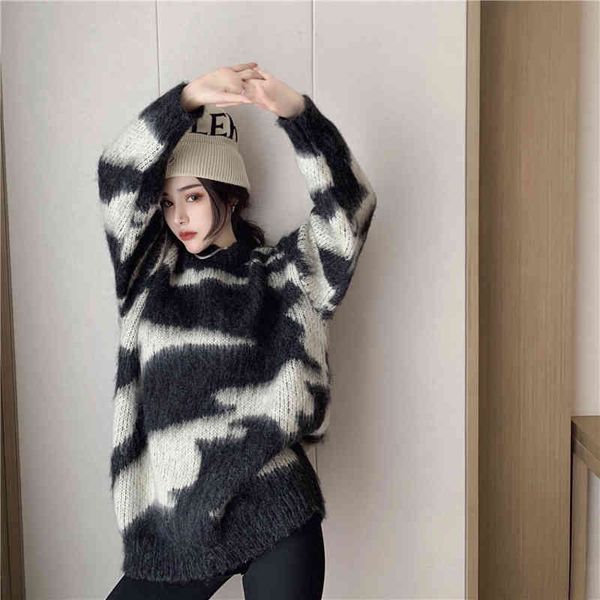 women's sweaters large, elegant female lungs, winter, round collar, loose , street clothes, warm, p55d, White;black
women's sweaters large, elegant female lungs, winter, round collar, loose , street clothes, warm, p55d, White;black