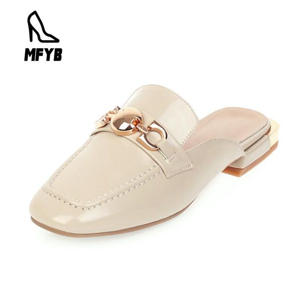slippers mfybwomen's 2021 summer comfortable low heel square women's shoes head 35-43 large size baotou, Black
slippers mfybwomen's 2021 summer comfortable low heel square women's shoes head 35-43 large size baotou, Black