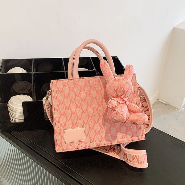 handbag texture bag female summer 2021 fashion portable small square printed korean ins one shoulder
handbag texture bag female summer 2021 fashion portable small square printed korean ins one shoulder