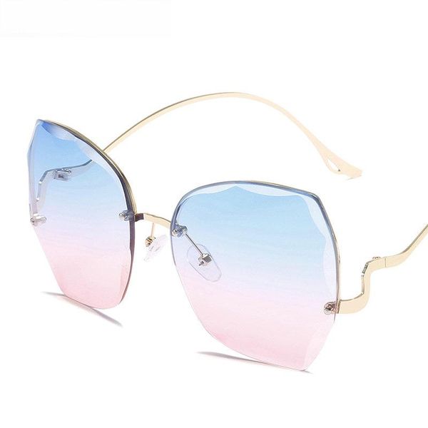 sunglasses 2021 fashion tea gradient women ocean water cut trimmed lens metal curved temples sun glasses female uv400, White;black
sunglasses 2021 fashion tea gradient women ocean water cut trimmed lens metal curved temples sun glasses female uv400, White;black