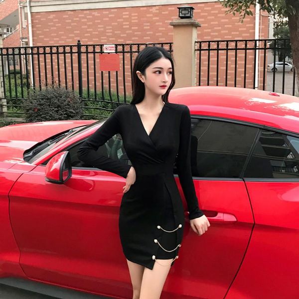 casual dresses 2021 winter fashion long sleeve black v-neck slim chain split dress, Black;gray
casual dresses 2021 winter fashion long sleeve black v-neck slim chain split dress, Black;gray
