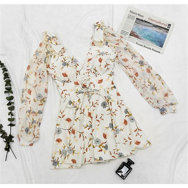 swimwear swimsuit female type v-neck covered belly thin conservative south korean students ins spring swimming, White;black
swimwear swimsuit female type v-neck covered belly thin conservative south korean students ins spring swimming, White;black