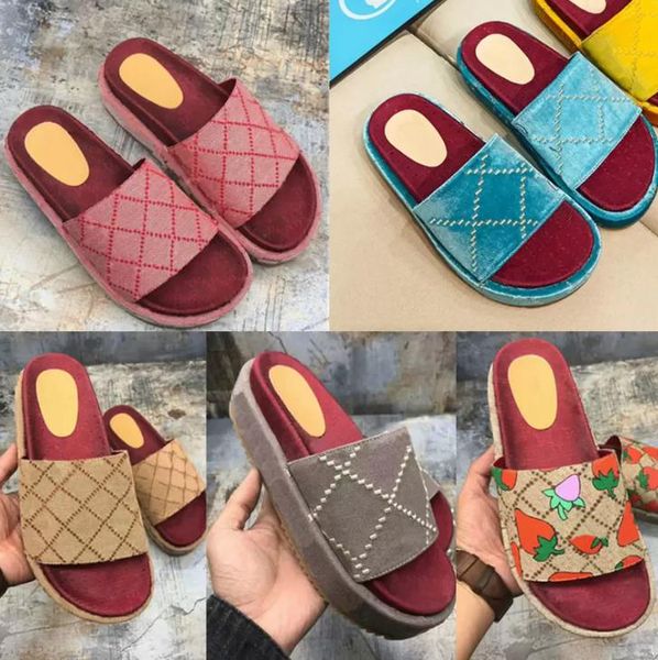 womens sandals beach slippers thick bottom women shoes cartoon alphabet lady platform slide sandal letter high heel slides, Black
womens sandals beach slippers thick bottom women shoes cartoon alphabet lady platform slide sandal letter high heel slides, Black