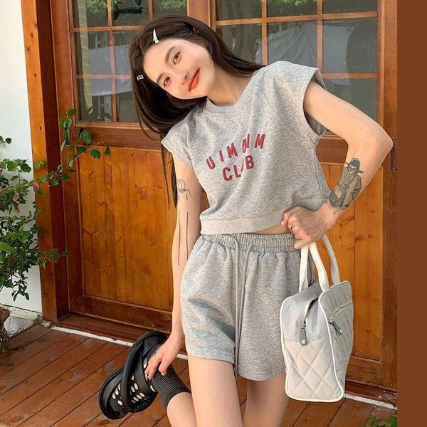 running sets women tracksuit sports leisure suit summer korean 2021 sleeveless vest letter printing short t-shirt shorts set clothing, Black;blue 
running sets women tracksuit sports leisure suit summer korean 2021 sleeveless vest letter printing short t-shirt shorts set clothing, Black;blue