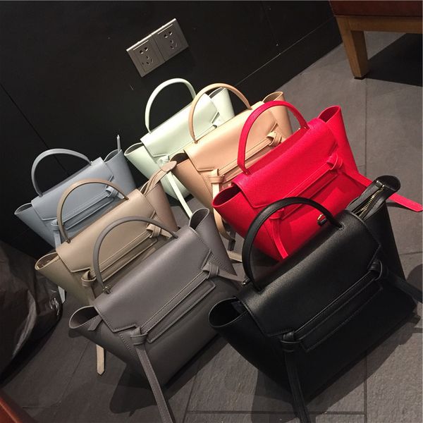 handbag 2021 cross pattern catfish bag, wing pu dumpling, women's large capacity single shoulder portable bag, Black;red
handbag 2021 cross pattern catfish bag, wing pu dumpling, women's large capacity single shoulder portable bag, Black;red