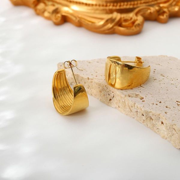 hoop & huggie exaggerated high polished smooth 18k gold-plated stainless steel c-shaped wide earrings for women hip hop punk jewelry, Golden;silver
hoop & huggie exaggerated high polished smooth 18k gold-plated stainless steel c-shaped wide earrings for women hip hop punk jewelry, Golden;silver