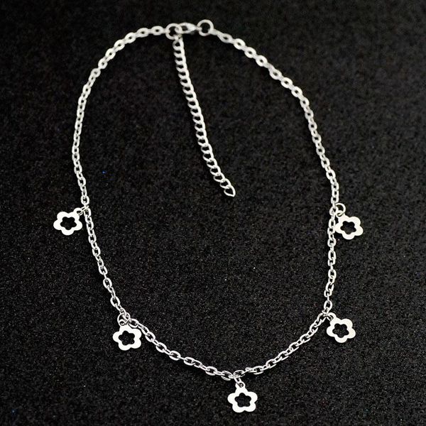 chokers stainless steel hollow flower charm necklace for women cute floral pendant small choker short chain chocker jewelry, Golden;silver
chokers stainless steel hollow flower charm necklace for women cute floral pendant small choker short chain chocker jewelry, Golden;silver