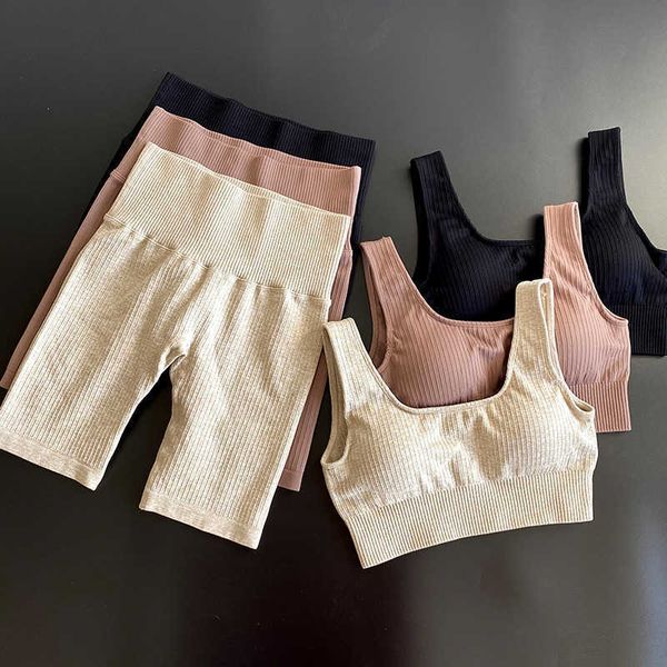 tracksuits style breathable fitness bra shorts two piece tight back sports running yoga suit, Gray
tracksuits style breathable fitness bra shorts two piece tight back sports running yoga suit, Gray