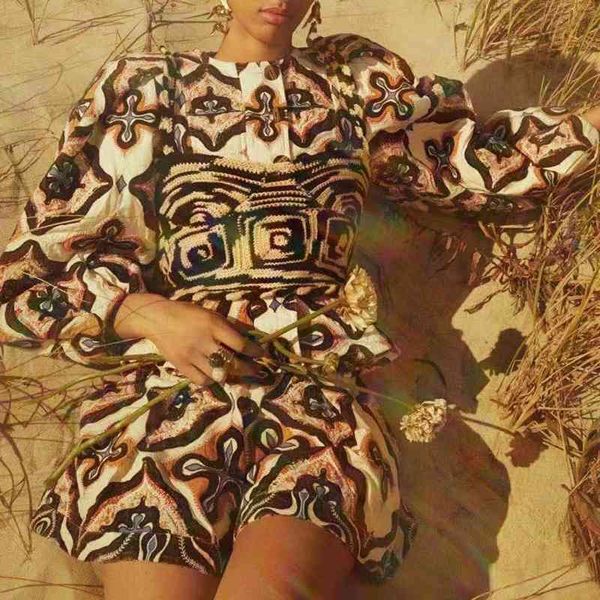 summer print dyeing pattern personality high waist long sleeve round neck jumpsuit fashion holiday style women16f1048 210510, Black;white
summer print dyeing pattern personality high waist long sleeve round neck jumpsuit fashion holiday style women16f1048 210510, Black;white