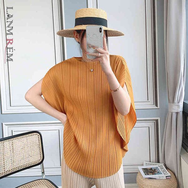 pleated t-shirt for women summer short batwing sleeve round neck loose casual large size shirts female 2d3605 210507, White
pleated t-shirt for women summer short batwing sleeve round neck loose casual large size shirts female 2d3605 210507, White