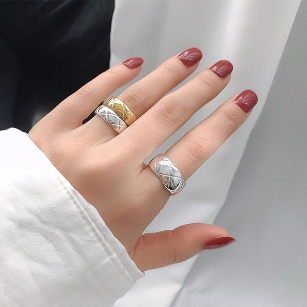 cluster rings s925 silver fashion diamond pattern ring female personality couple non-fading net red index finger, Golden;silver
cluster rings s925 silver fashion diamond pattern ring female personality couple non-fading net red index finger, Golden;silver