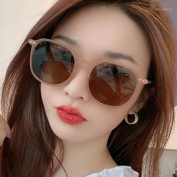 vintage black rice nail round sunglasses women style 2021 transparent eyewear female fashion sun glasses, White;black 
vintage black rice nail round sunglasses women style 2021 transparent eyewear female fashion sun glasses, White;black