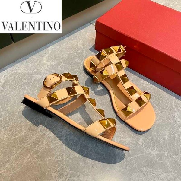 sandals brand women casual handmade walking tennis designer slippers mules slides thongs shoes luxury a02c, Black;white
sandals brand women casual handmade walking tennis designer slippers mules slides thongs shoes luxury a02c, Black;white