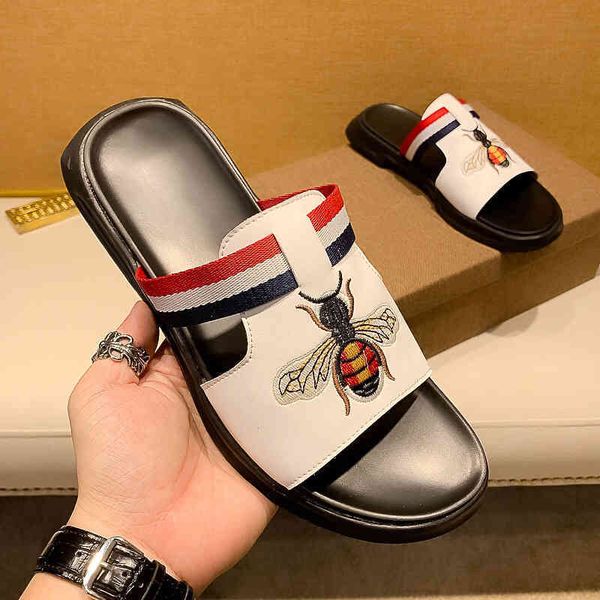 embroidered bee flip flop outdoor wear leather casual slippers men trendy antiskid beach sandals zlh, Black
embroidered bee flip flop outdoor wear leather casual slippers men trendy antiskid beach sandals zlh, Black