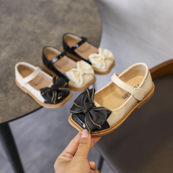 70% off factory online girls' leather shoes 2021 spring and autumn new british soft bottom princess korean girls' bow single, Black
70% off factory online girls' leather shoes 2021 spring and autumn new british soft bottom princess korean girls' bow single, Black