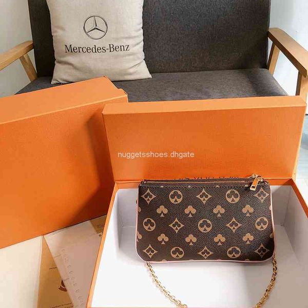 2021 new messenger bag fashion cartoon one shoulder messenger soft leather bag printing chain shoulder strap small square bag vip
2021 new messenger bag fashion cartoon one shoulder messenger soft leather bag printing chain shoulder strap small square bag vip