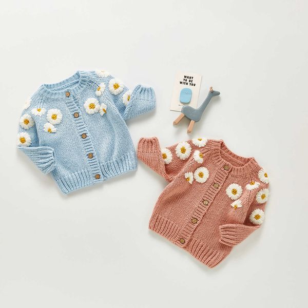 2021 autumn toddlers knitted cardigan baby girls daisy embroidery round collar long sleeve single-breasted outwear casual y1024, Blue
2021 autumn toddlers knitted cardigan baby girls daisy embroidery round collar long sleeve single-breasted outwear casual y1024, Blue