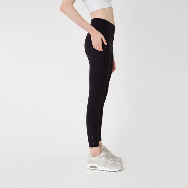2021 new yoga clothes women's nine fitness wave point pants high waist sports running side pocket, Black;white
2021 new yoga clothes women's nine fitness wave point pants high waist sports running side pocket, Black;white